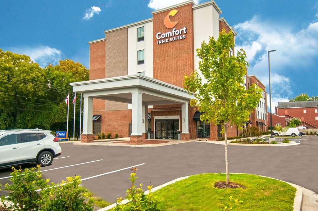 Comfort & Downtown Near